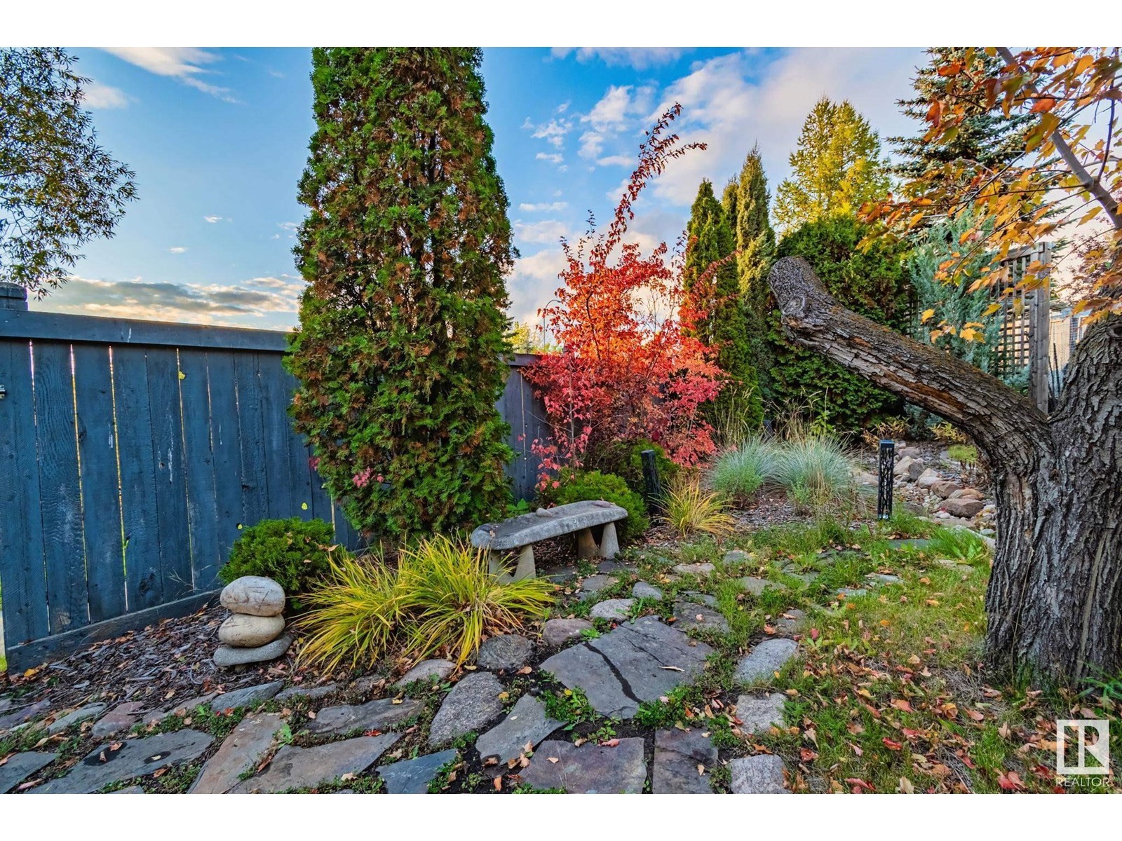 












3720 32 ST NW

,
Edmonton,




Alberta
T6T1G1

