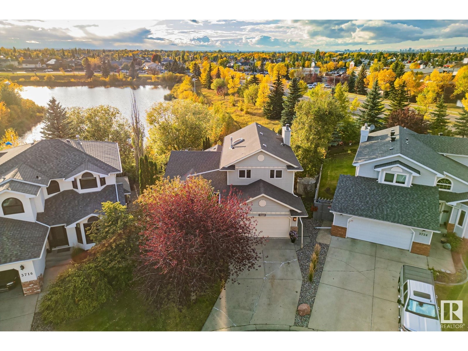 












3720 32 ST NW

,
Edmonton,




Alberta
T6T1G1

