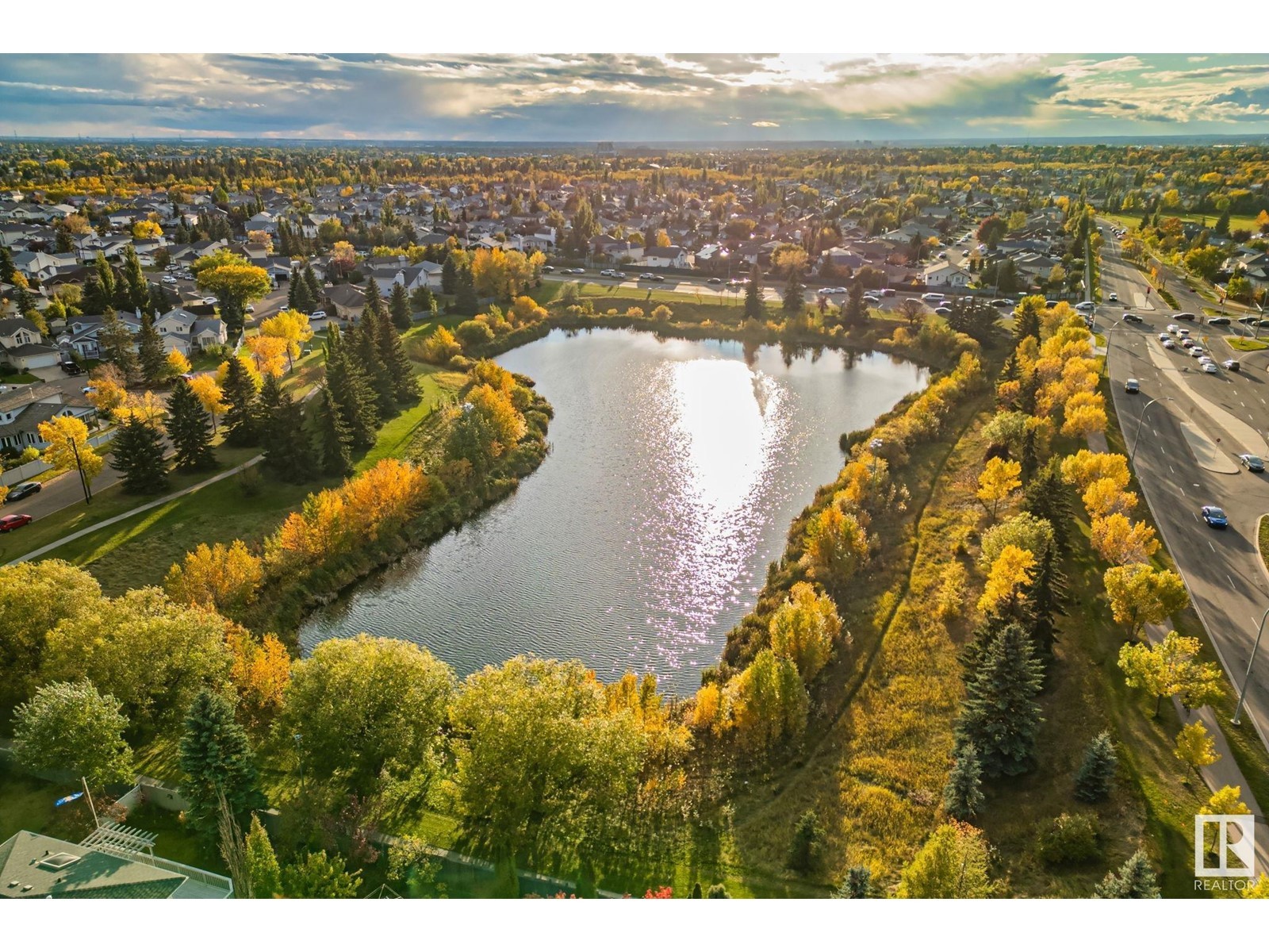 












3720 32 ST NW

,
Edmonton,




Alberta
T6T1G1

