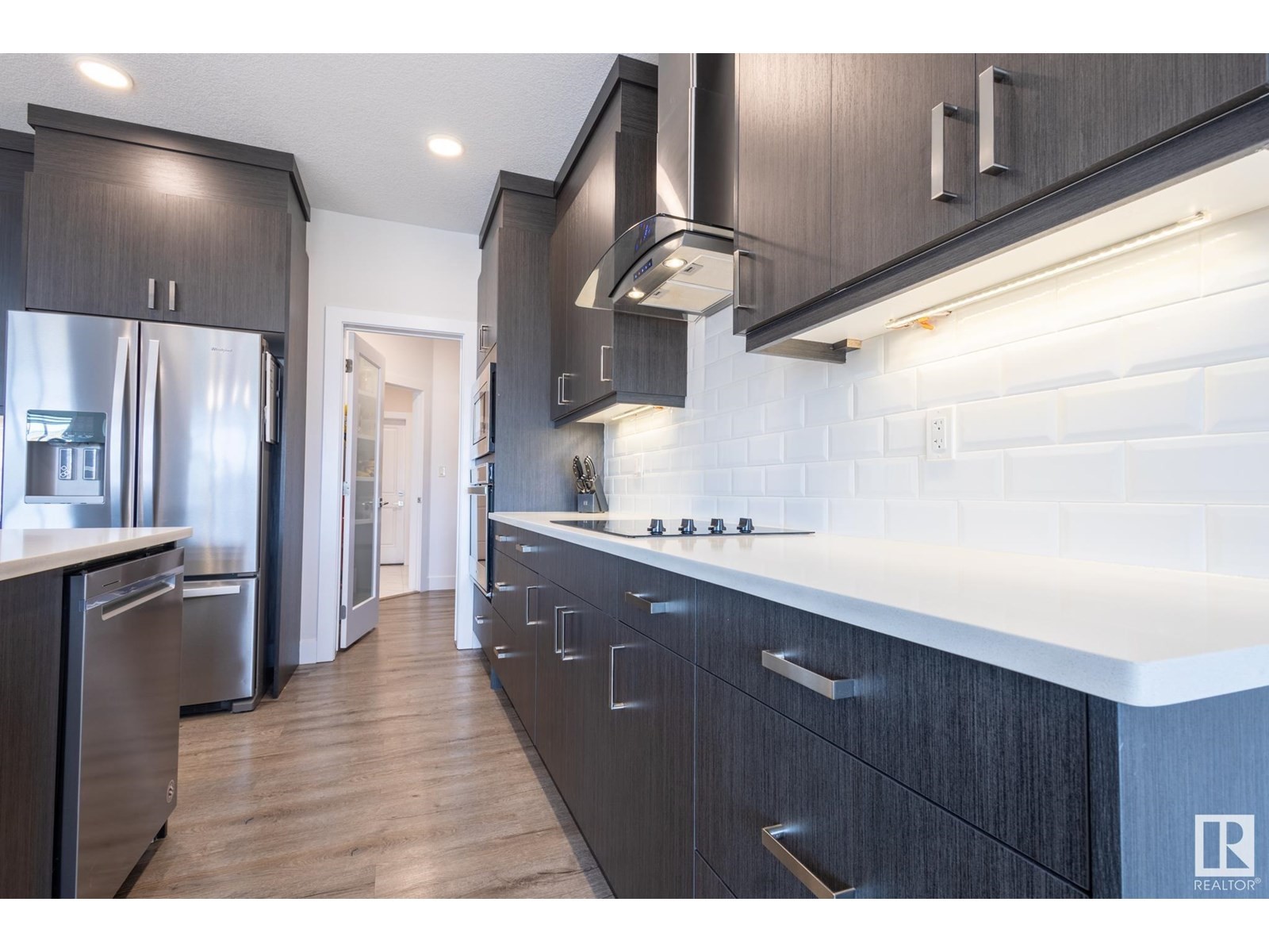 












7432 174 AV NW

,
Edmonton,




Alberta
T5Z0J7


