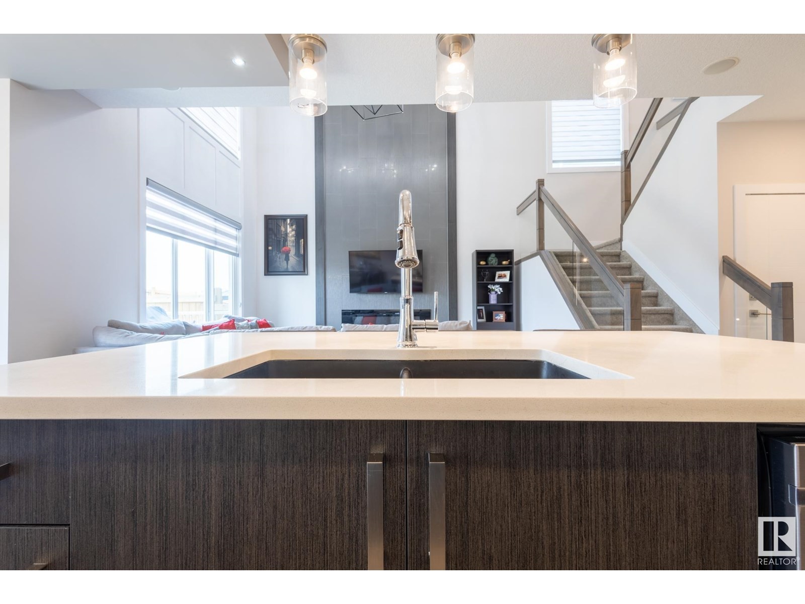 












7432 174 AV NW

,
Edmonton,




Alberta
T5Z0J7

