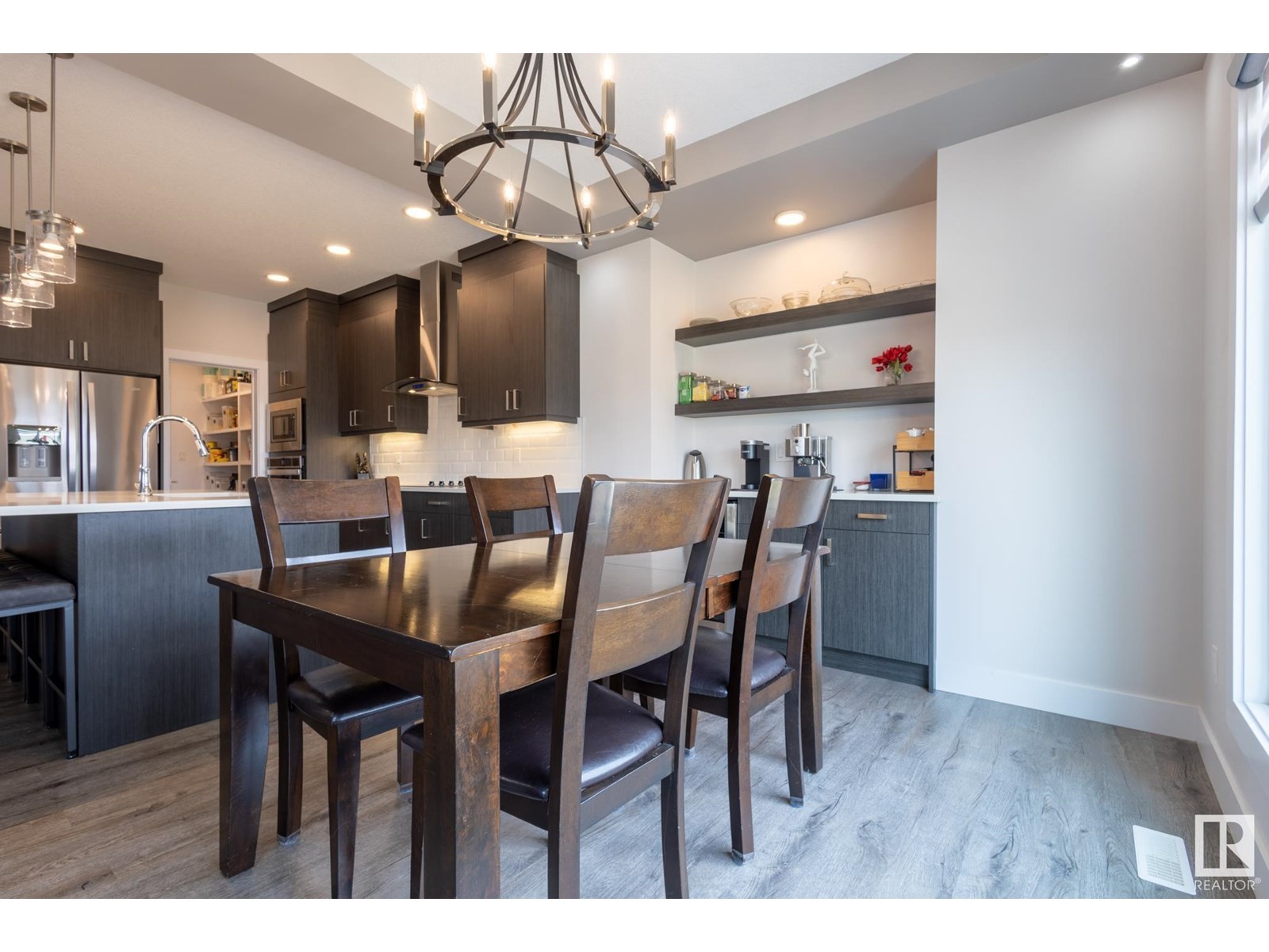 












7432 174 AV NW

,
Edmonton,




Alberta
T5Z0J7

