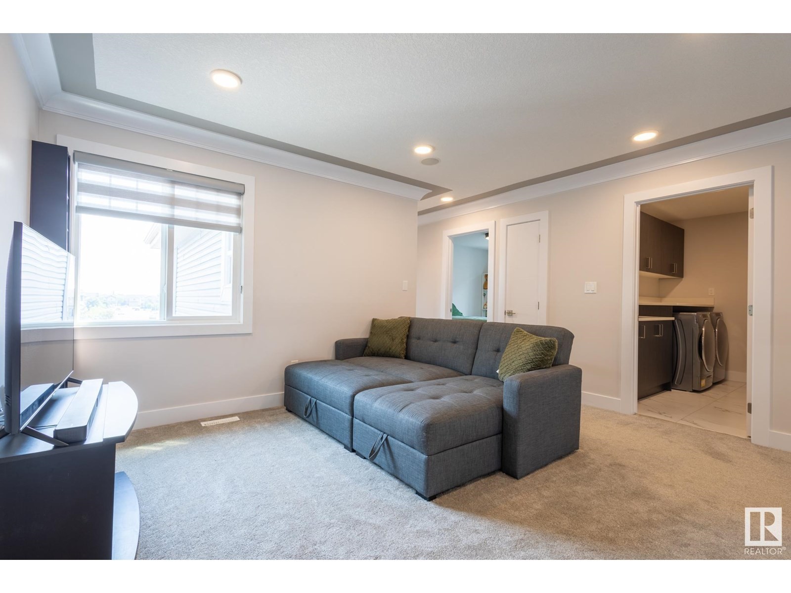 












7432 174 AV NW

,
Edmonton,




Alberta
T5Z0J7

