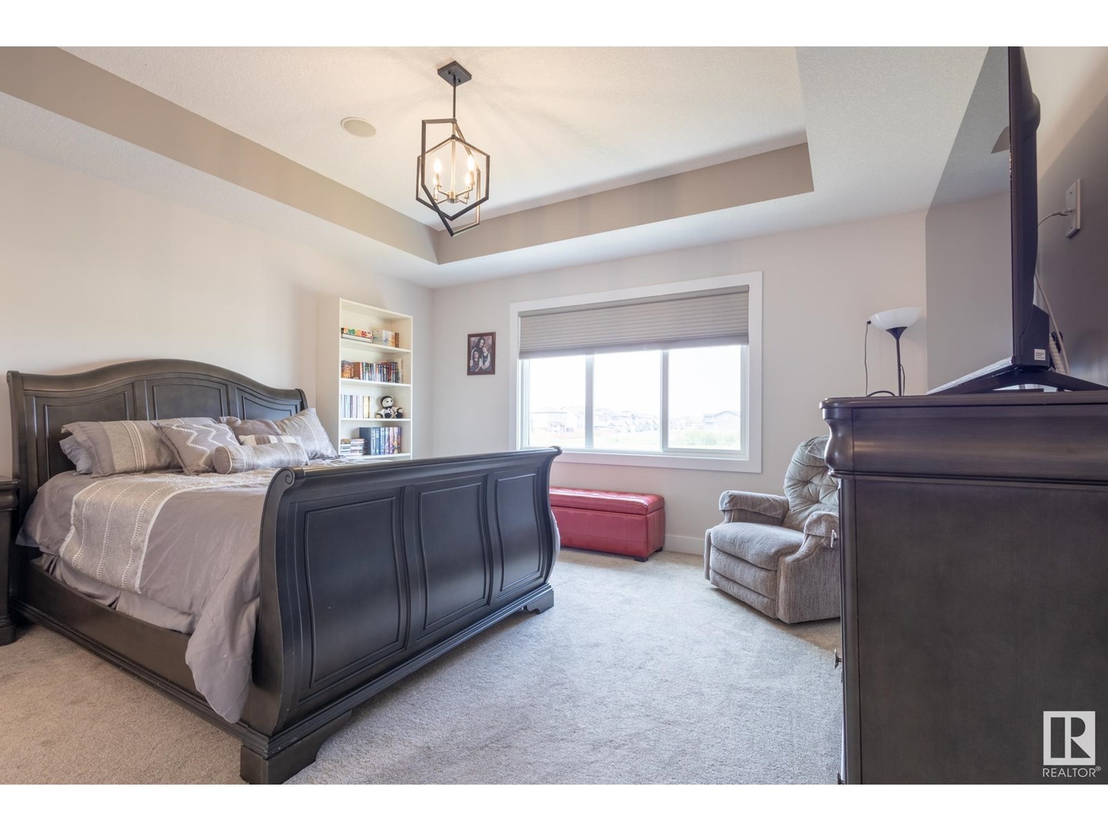 












7432 174 AV NW

,
Edmonton,




Alberta
T5Z0J7

