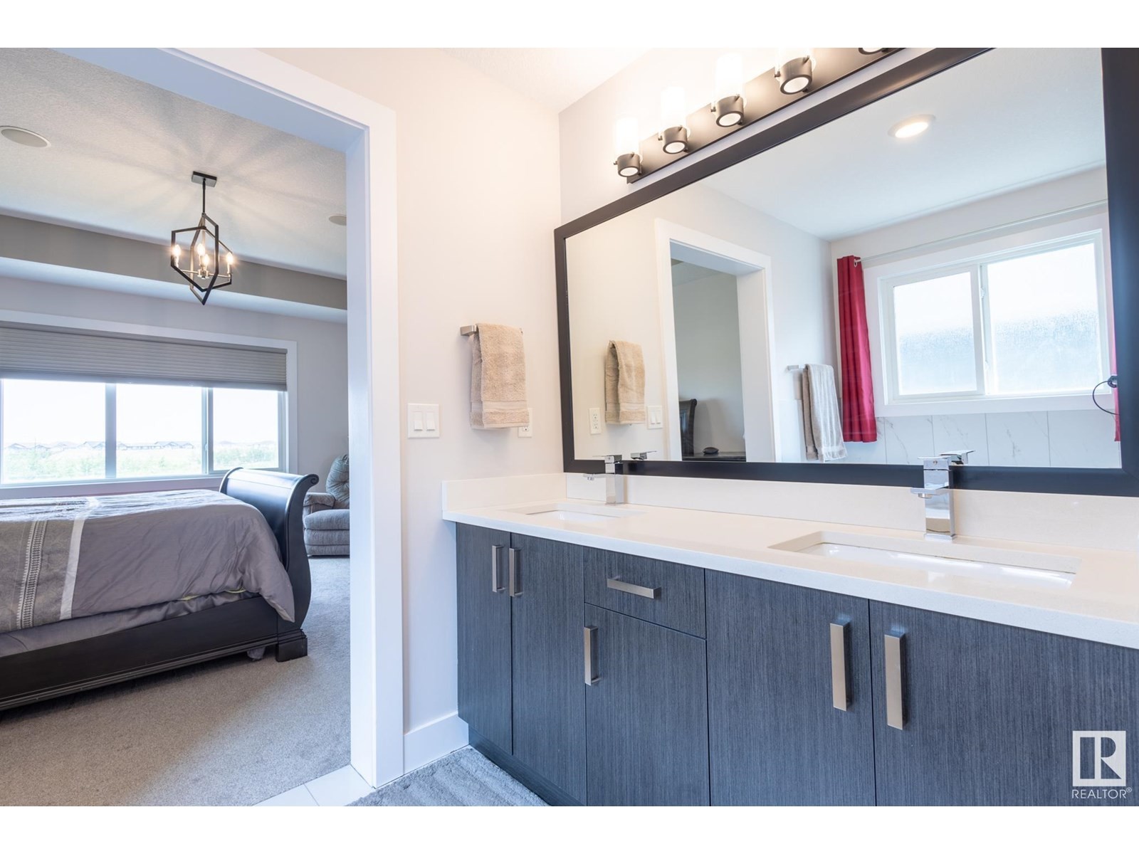 












7432 174 AV NW

,
Edmonton,




Alberta
T5Z0J7

