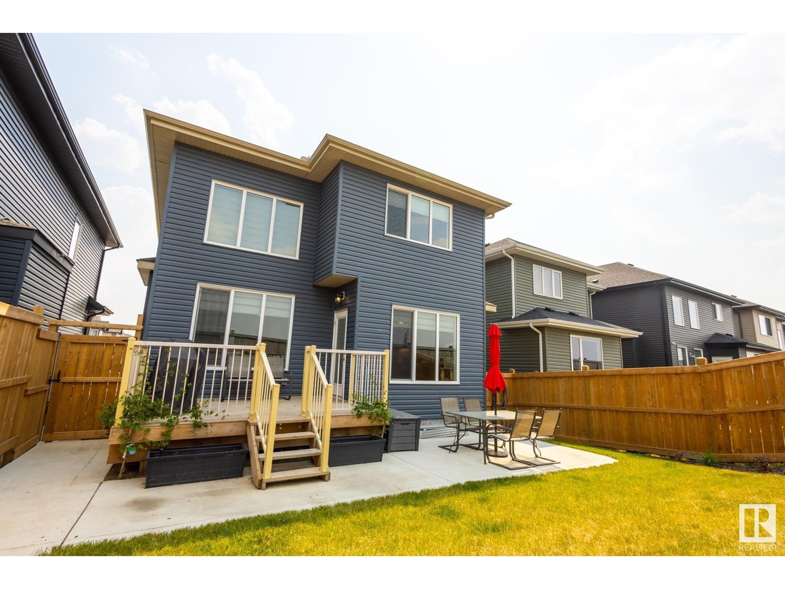 












7432 174 AV NW

,
Edmonton,




Alberta
T5Z0J7


