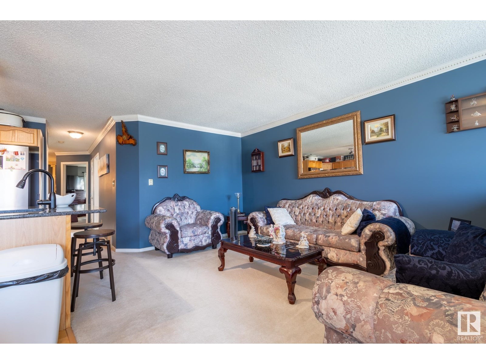 












15927 38 ST NW

,
Edmonton,




Alberta
T5Y3E9

