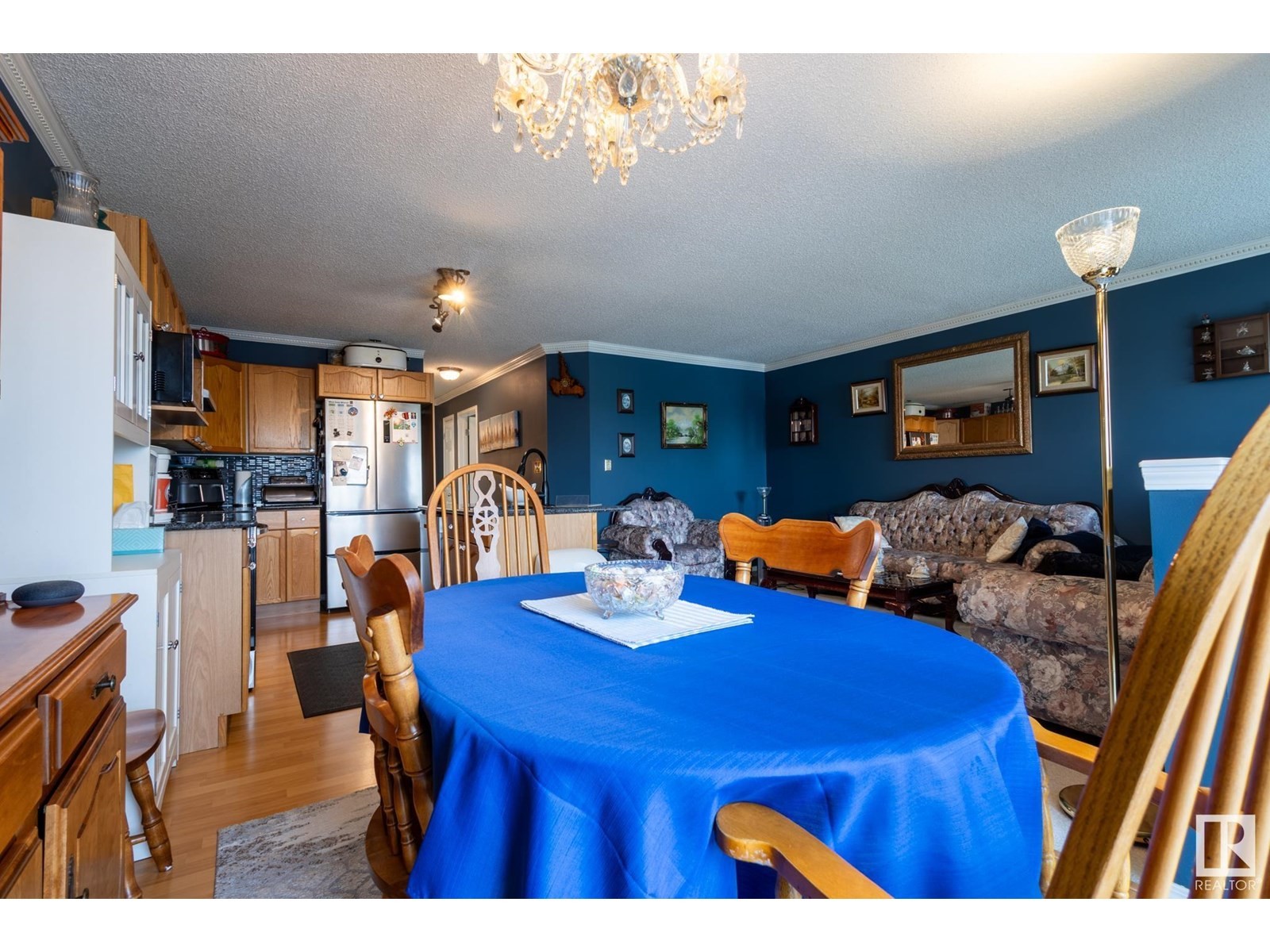












15927 38 ST NW

,
Edmonton,




Alberta
T5Y3E9

