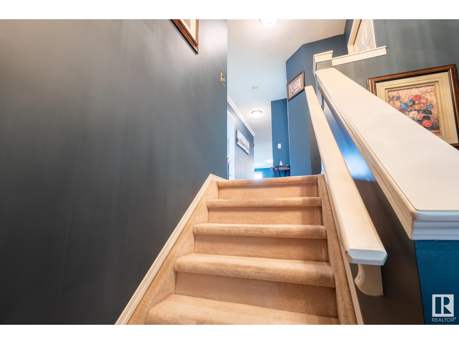 












15927 38 ST NW

,
Edmonton,




Alberta
T5Y3E9


