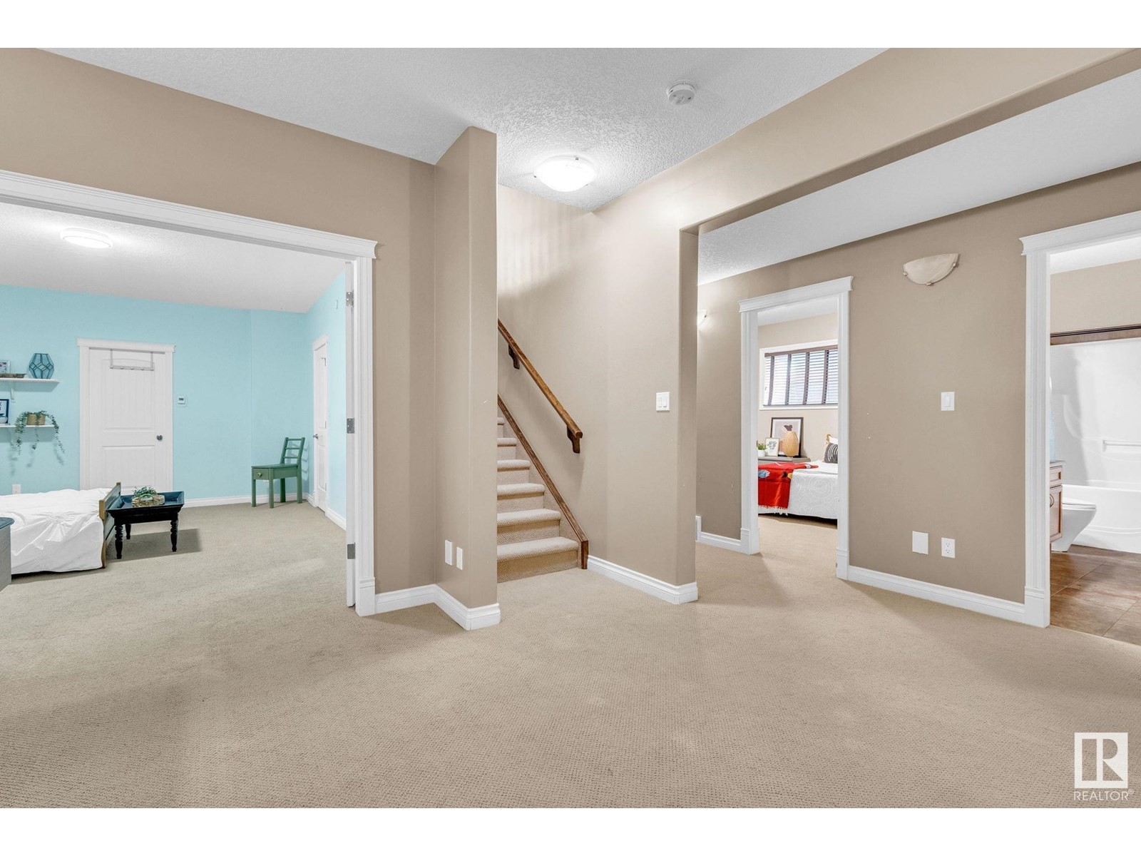 












5101 CHATEAU CO

,
Beaumont,




Alberta
T4X1W5

