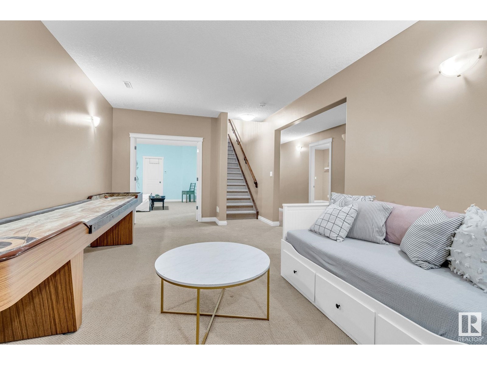 












5101 CHATEAU CO

,
Beaumont,




Alberta
T4X1W5

