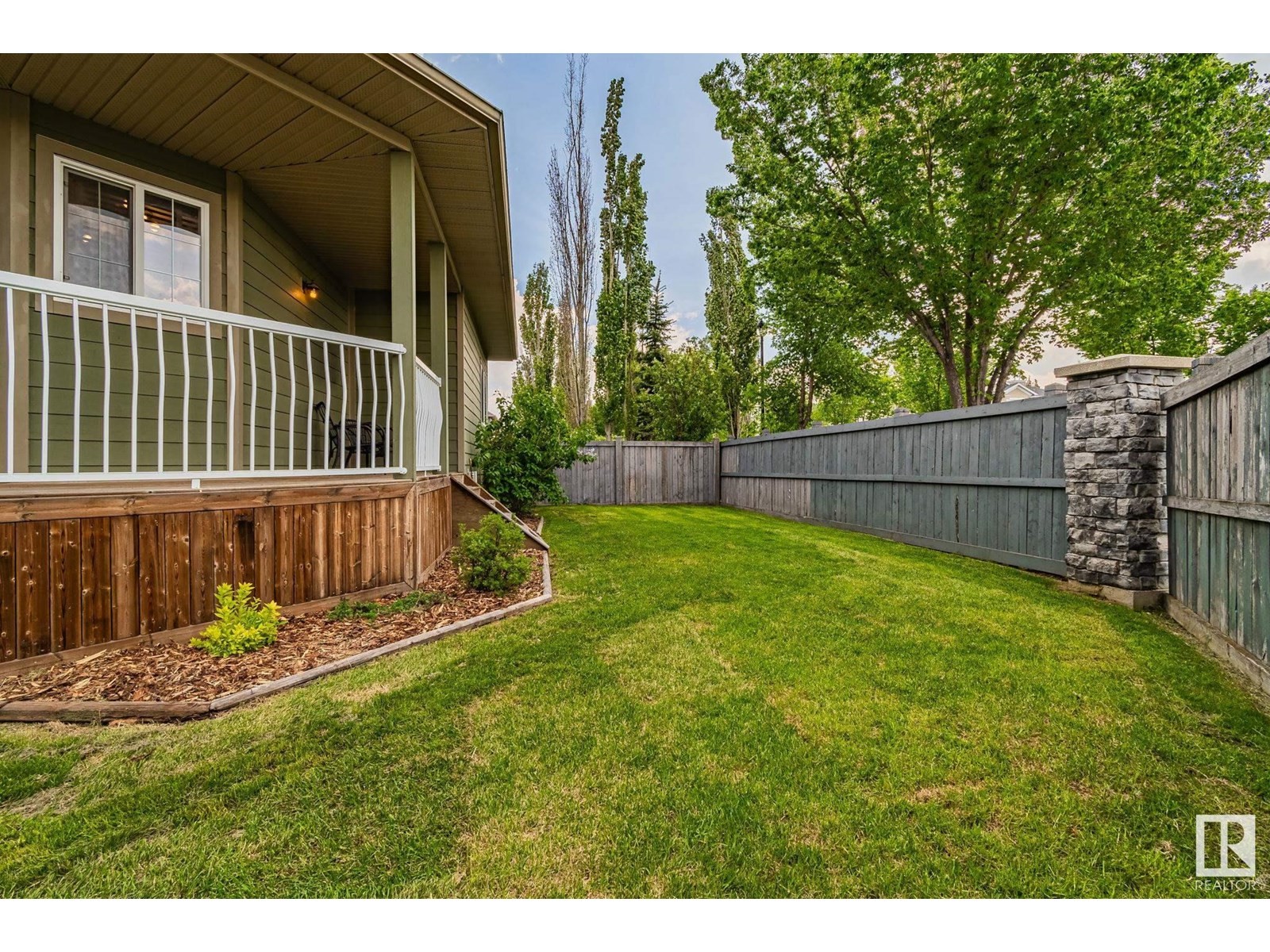












5101 CHATEAU CO

,
Beaumont,




Alberta
T4X1W5

