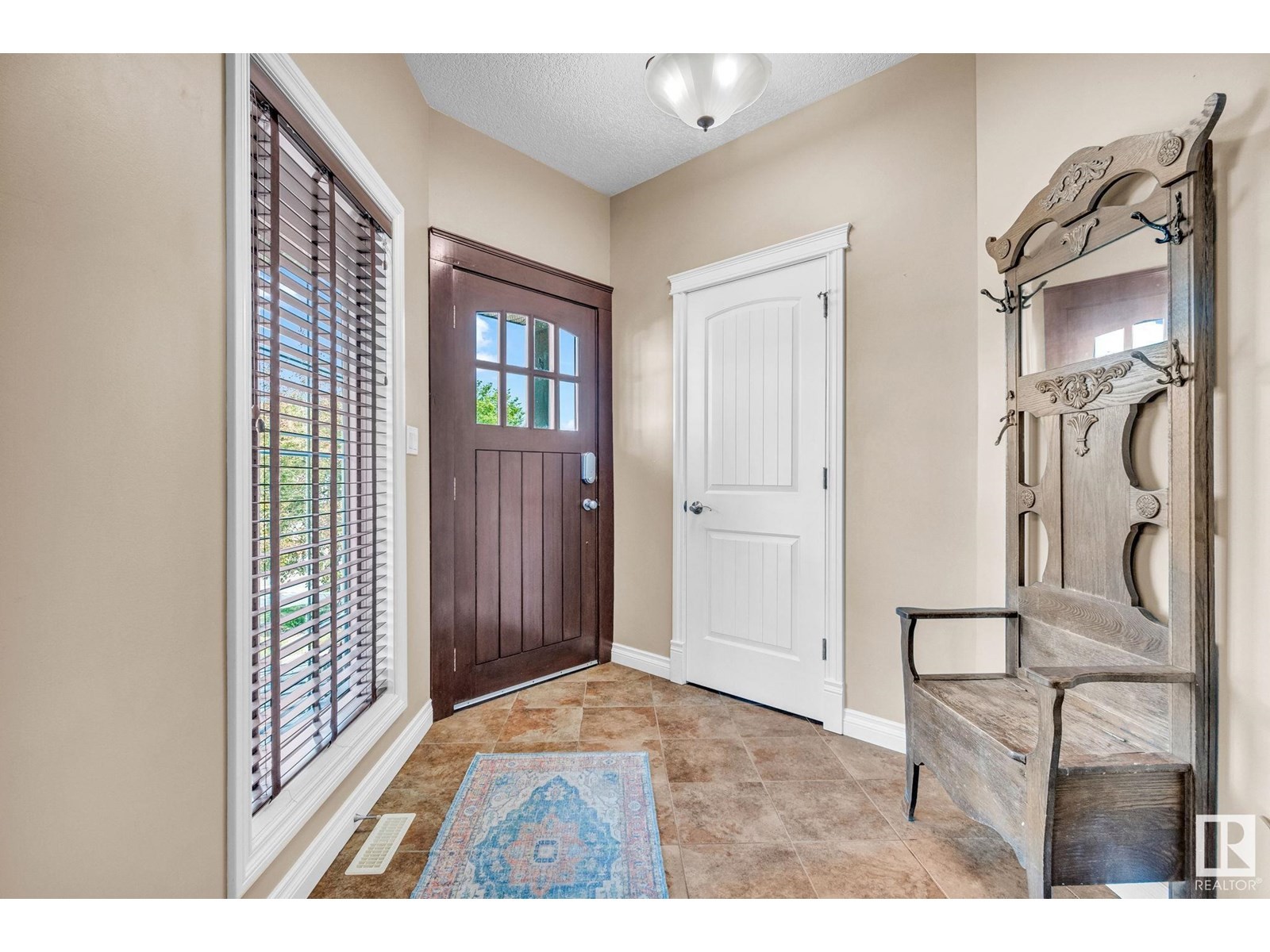 












5101 CHATEAU CO

,
Beaumont,




Alberta
T4X1W5

