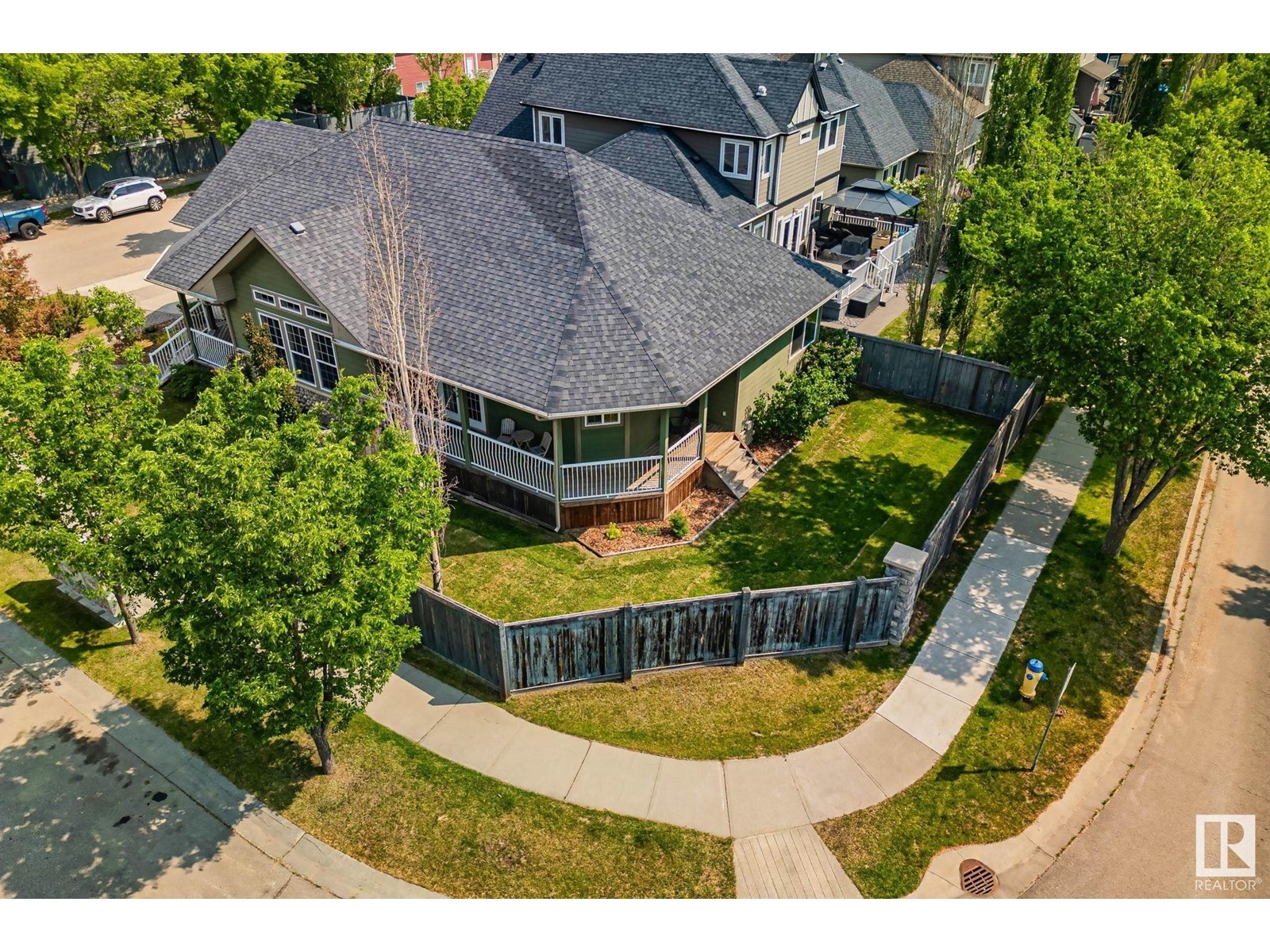 












5101 CHATEAU CO

,
Beaumont,




Alberta
T4X1W5

