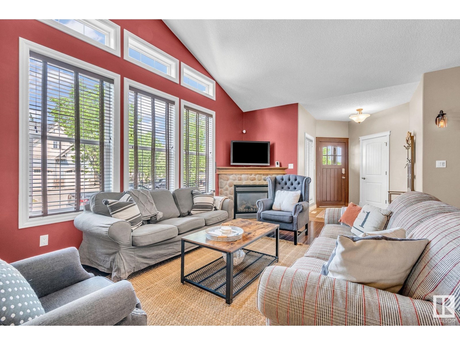 












5101 CHATEAU CO

,
Beaumont,




Alberta
T4X1W5

