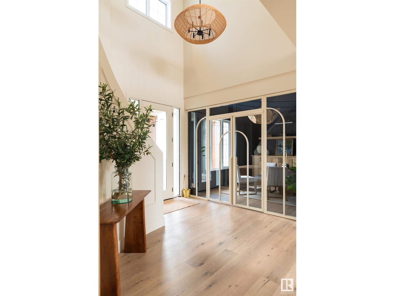 












8 JARDIN PL

,
St. Albert,




Alberta
T8N8A2

