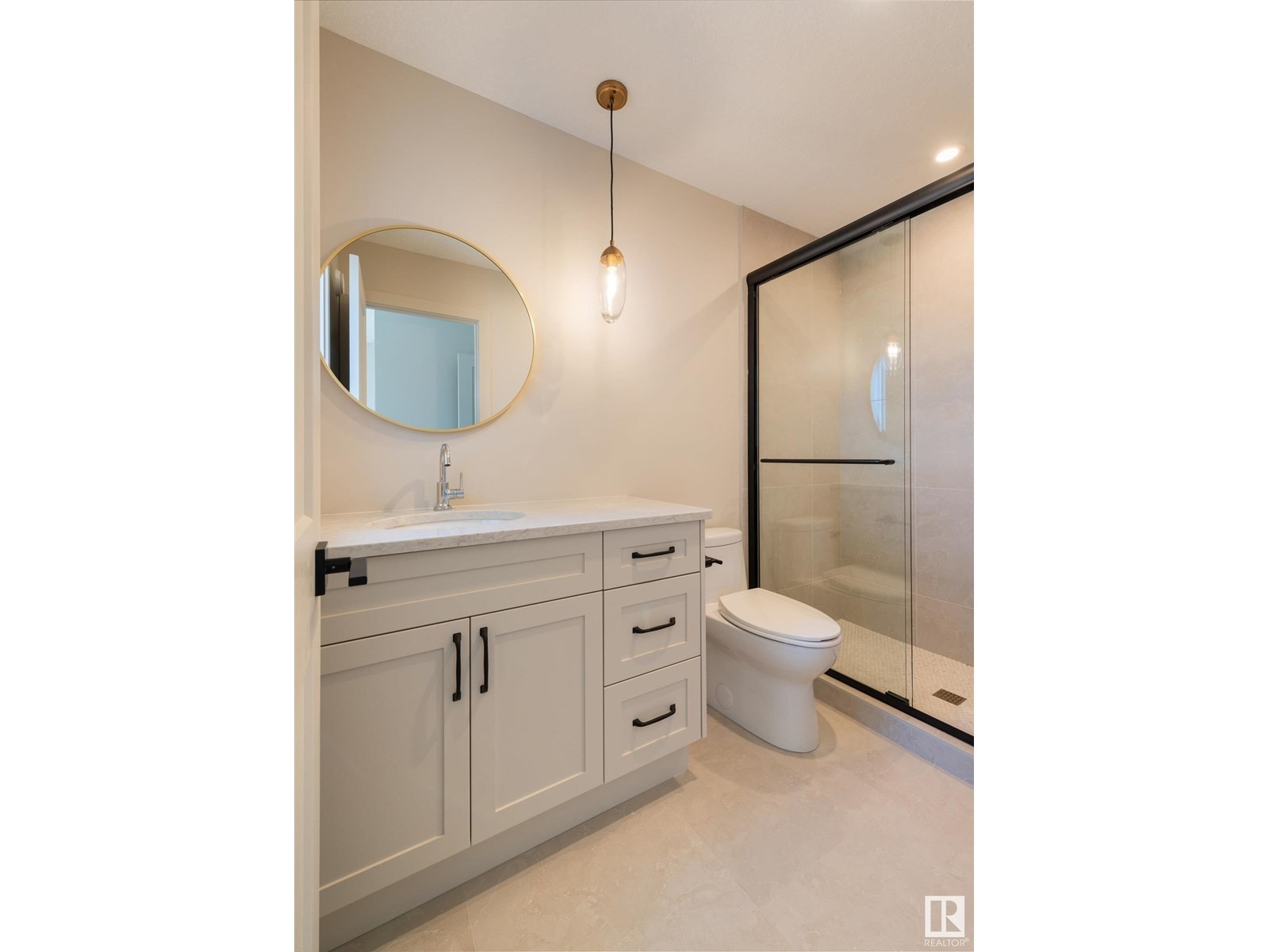












8 JARDIN PL

,
St. Albert,




Alberta
T8N8A2

