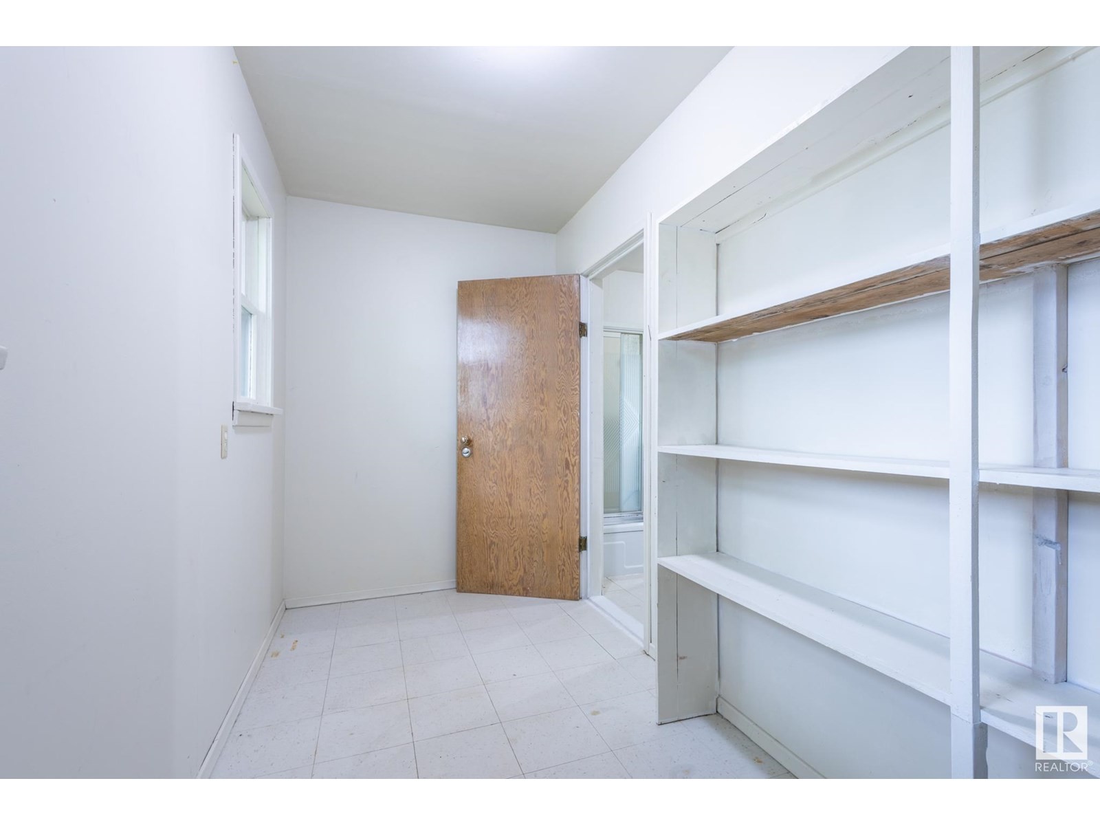 












529 6 ST

,
Thorhild,




Alberta
T0E3J0

