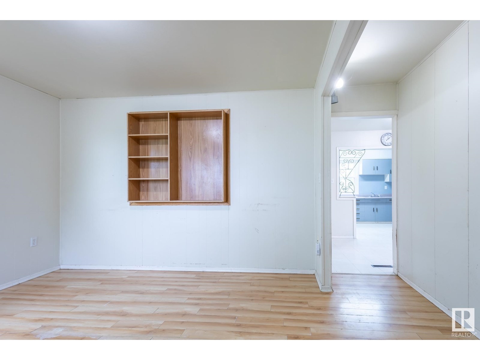 












529 6 ST

,
Thorhild,




Alberta
T0E3J0


