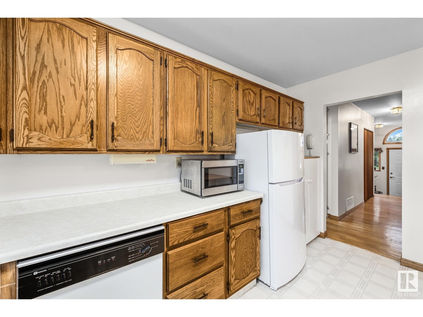 












14715 84 AV NW

,
Edmonton,




Alberta
T5R3X1

