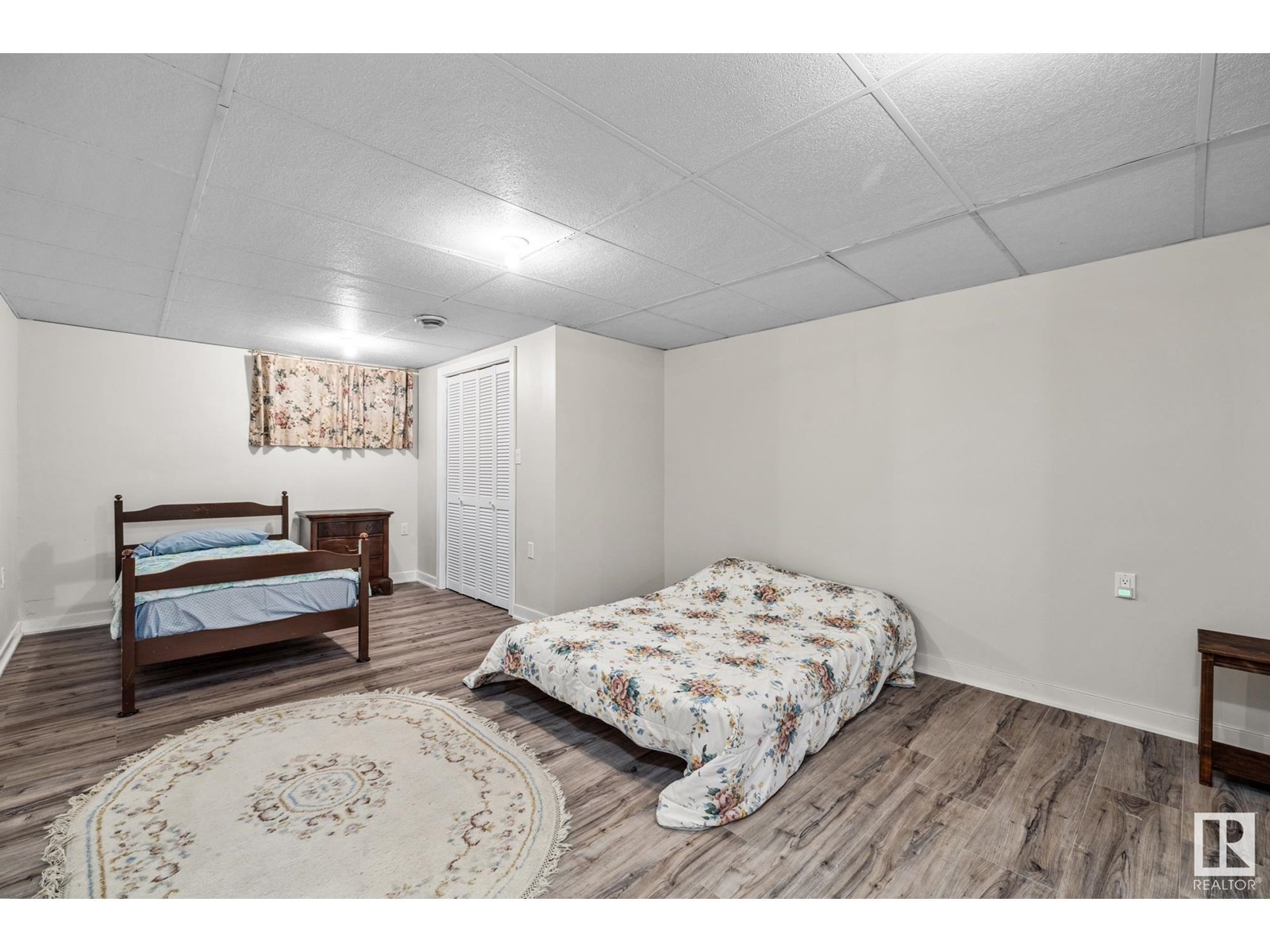 












14715 84 AV NW

,
Edmonton,




Alberta
T5R3X1

