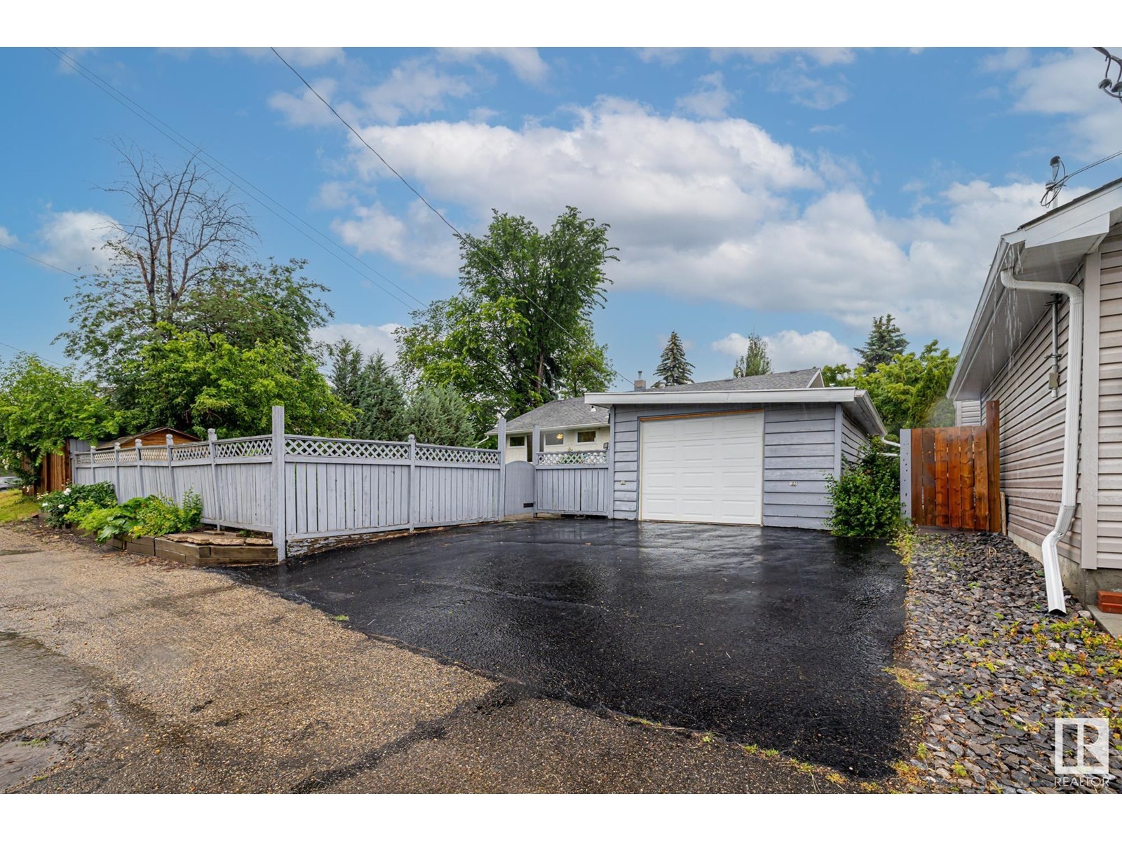 












14715 84 AV NW

,
Edmonton,




Alberta
T5R3X1

