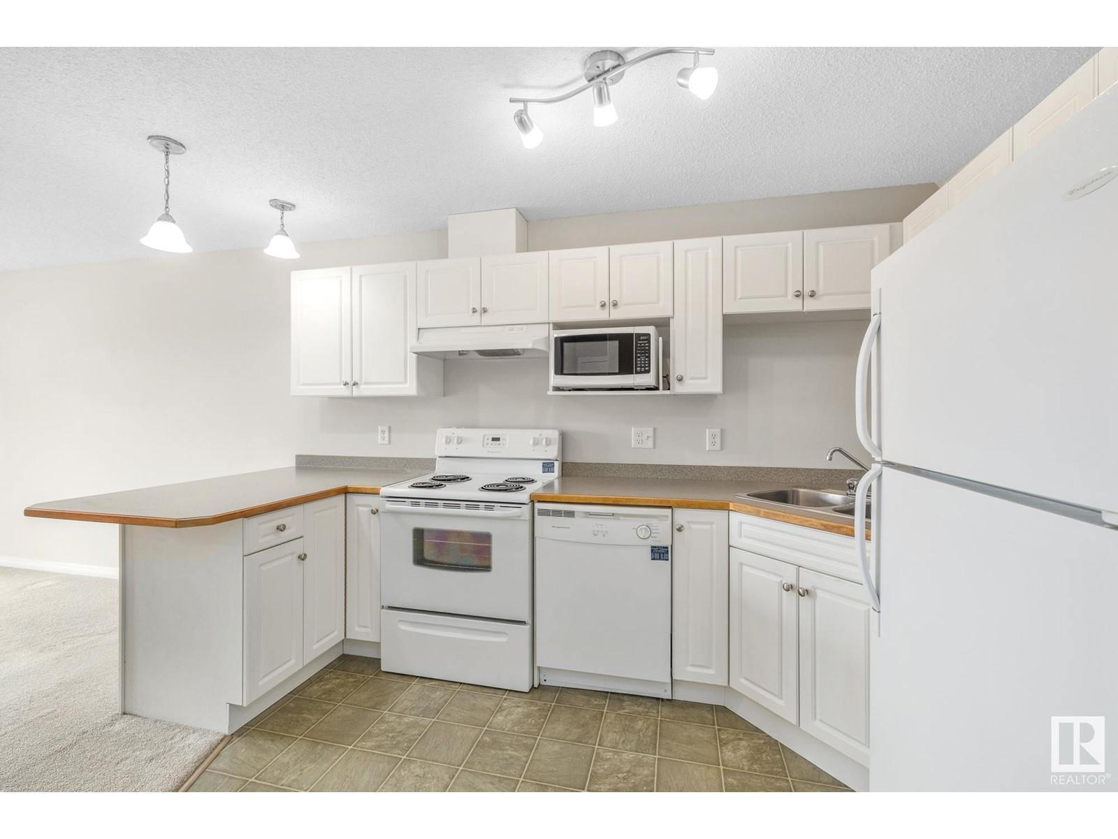 












#431 7511 171 ST NW

,
Edmonton,




Alberta
T5T6S7

