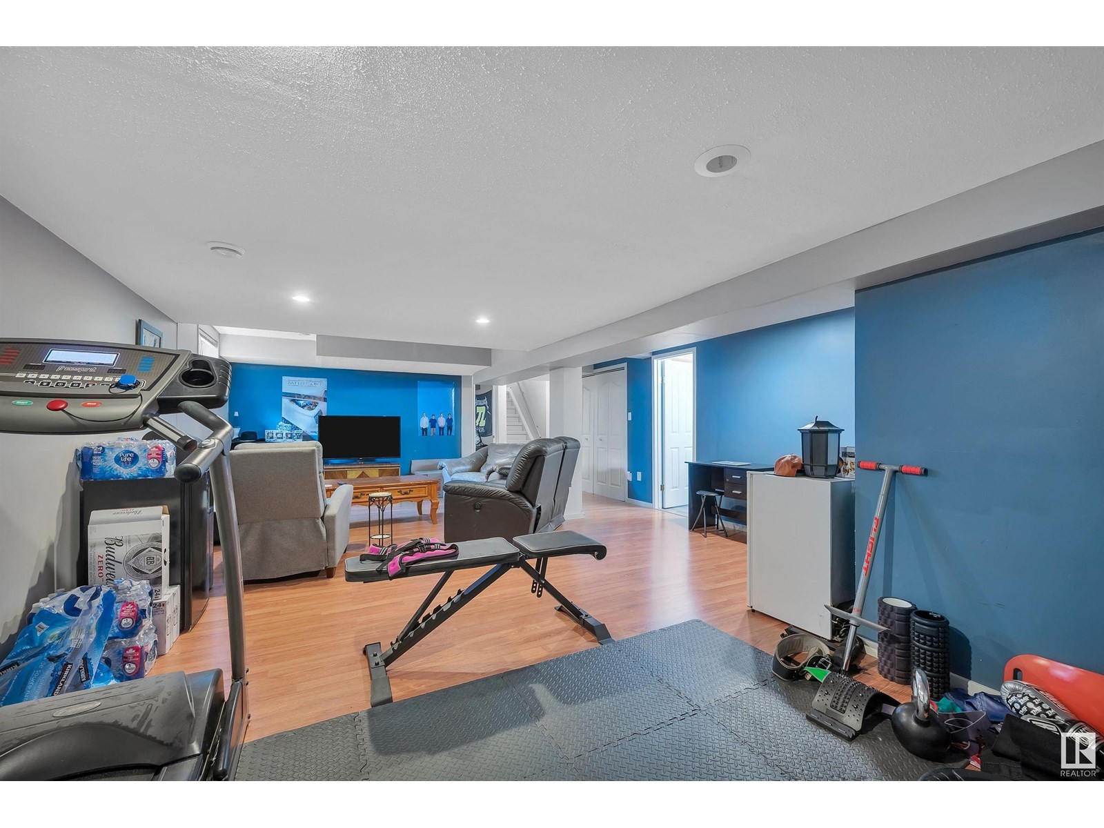 












31 WESTWOOD DR

,
St. Albert,




Alberta
T8N3E3

