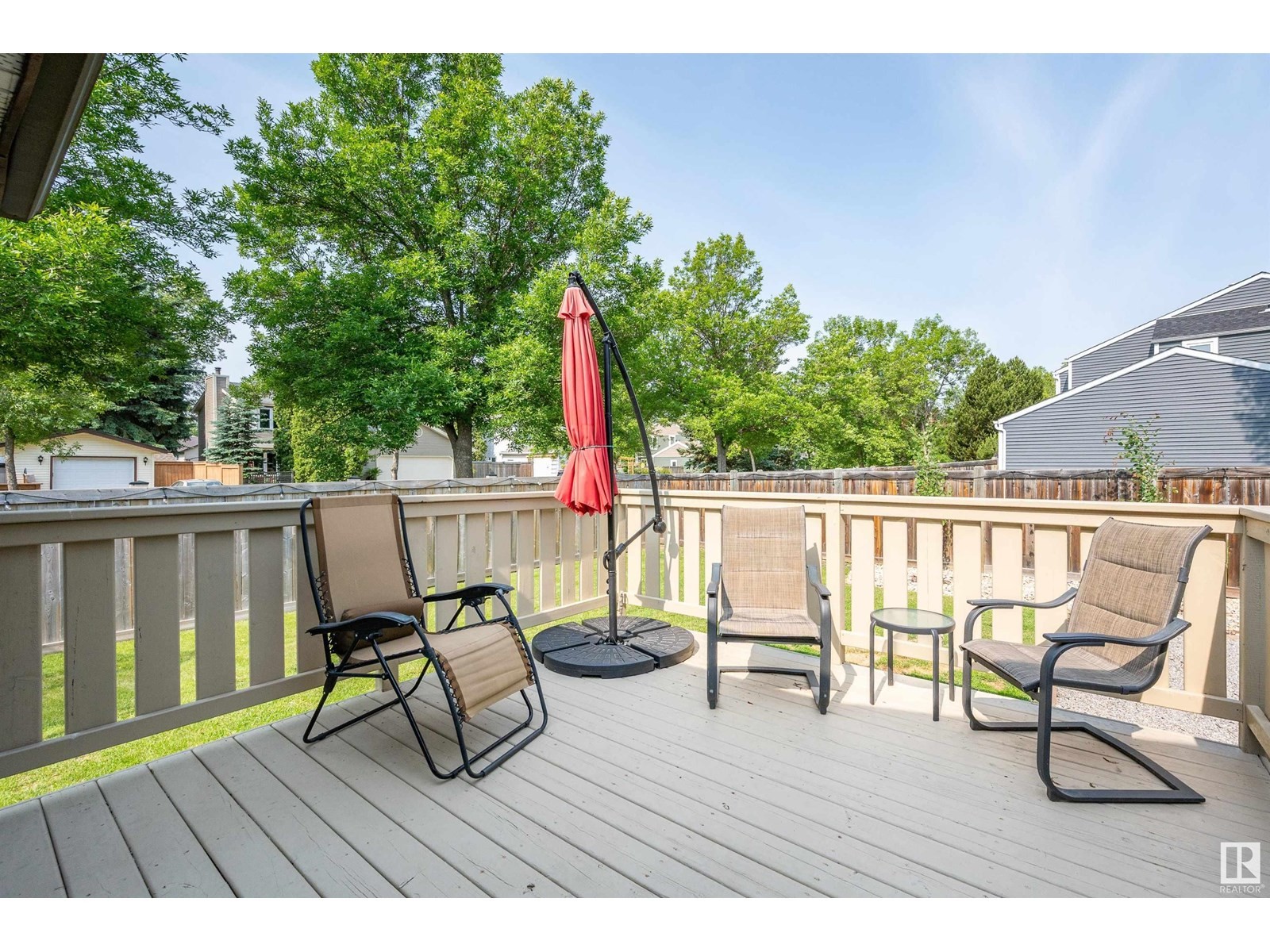 












31 WESTWOOD DR

,
St. Albert,




Alberta
T8N3E3

