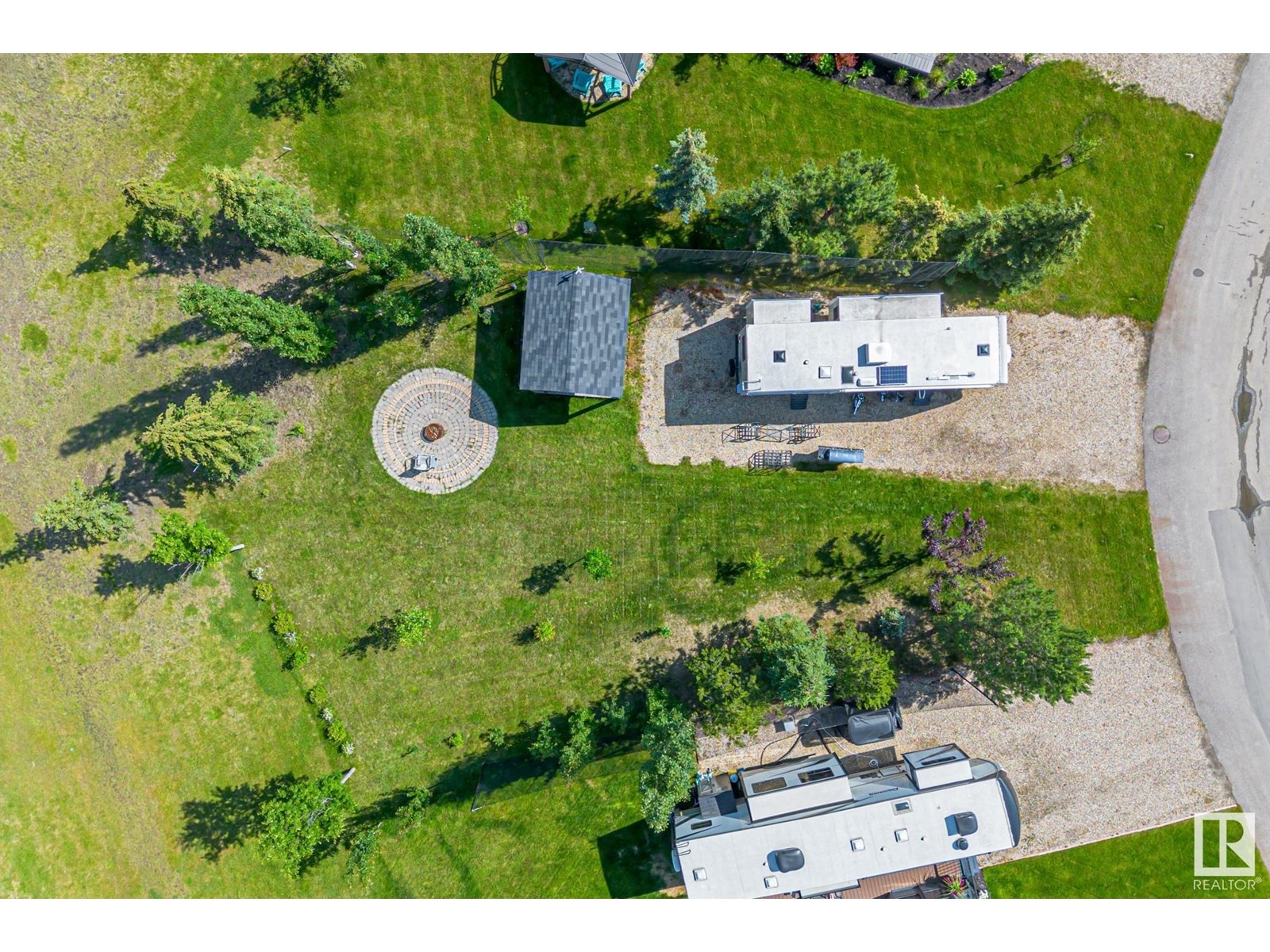 












#125 53126 RGE ROAD 70

,
Rural Parkland County,







Alberta
T0E0W0

