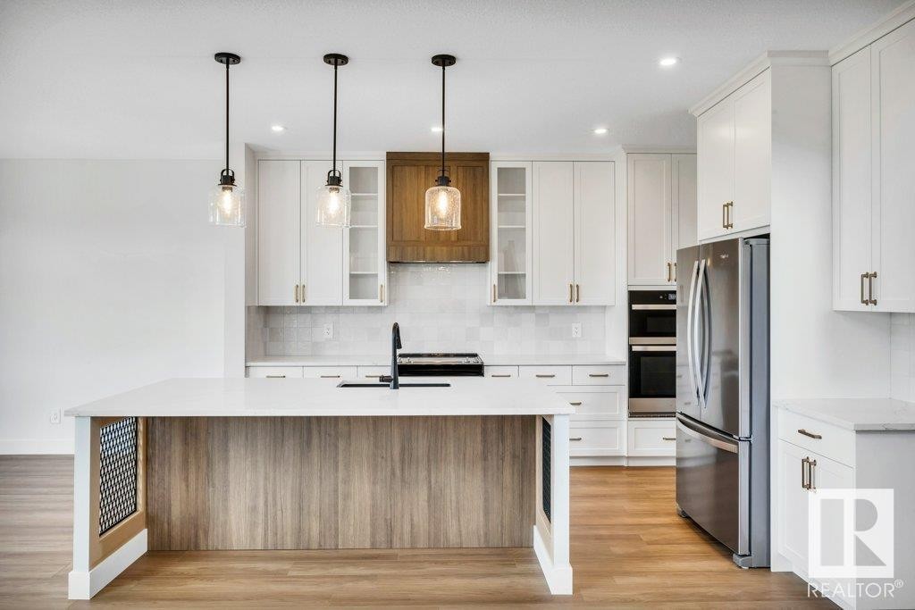 












80 HEMINGWAY CR

,
Spruce Grove,




Alberta
T7X2L6

