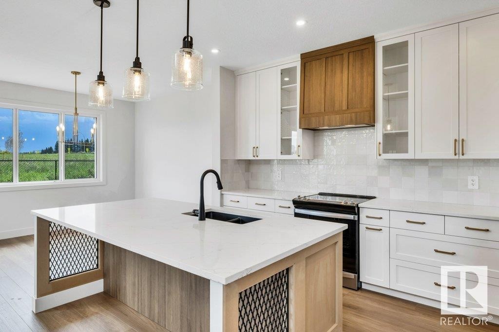 












80 HEMINGWAY CR

,
Spruce Grove,




Alberta
T7X2L6


