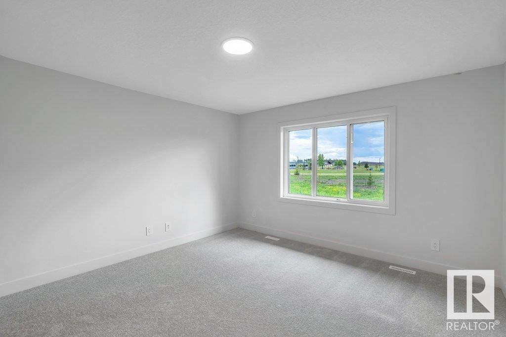 












80 HEMINGWAY CR

,
Spruce Grove,




Alberta
T7X2L6

