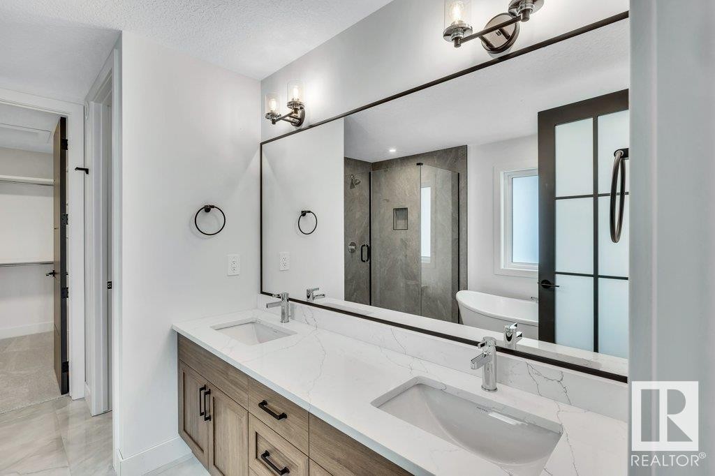 












80 HEMINGWAY CR

,
Spruce Grove,




Alberta
T7X2L6

