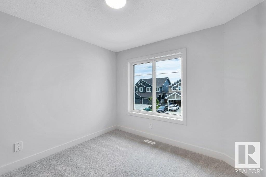 












80 HEMINGWAY CR

,
Spruce Grove,




Alberta
T7X2L6

