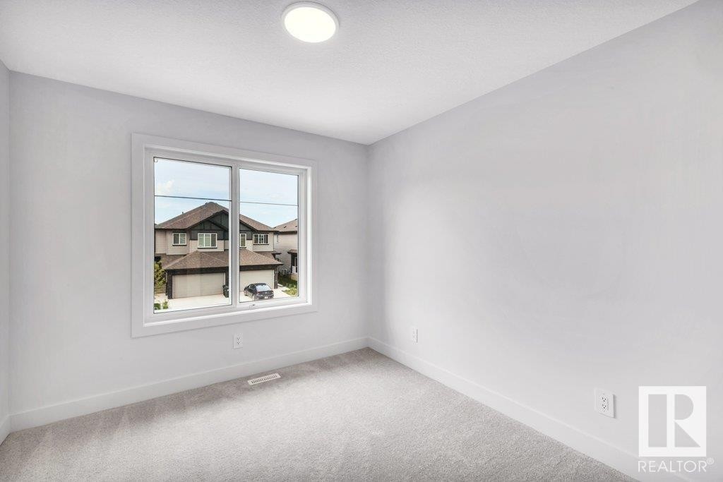 












80 HEMINGWAY CR

,
Spruce Grove,




Alberta
T7X2L6

