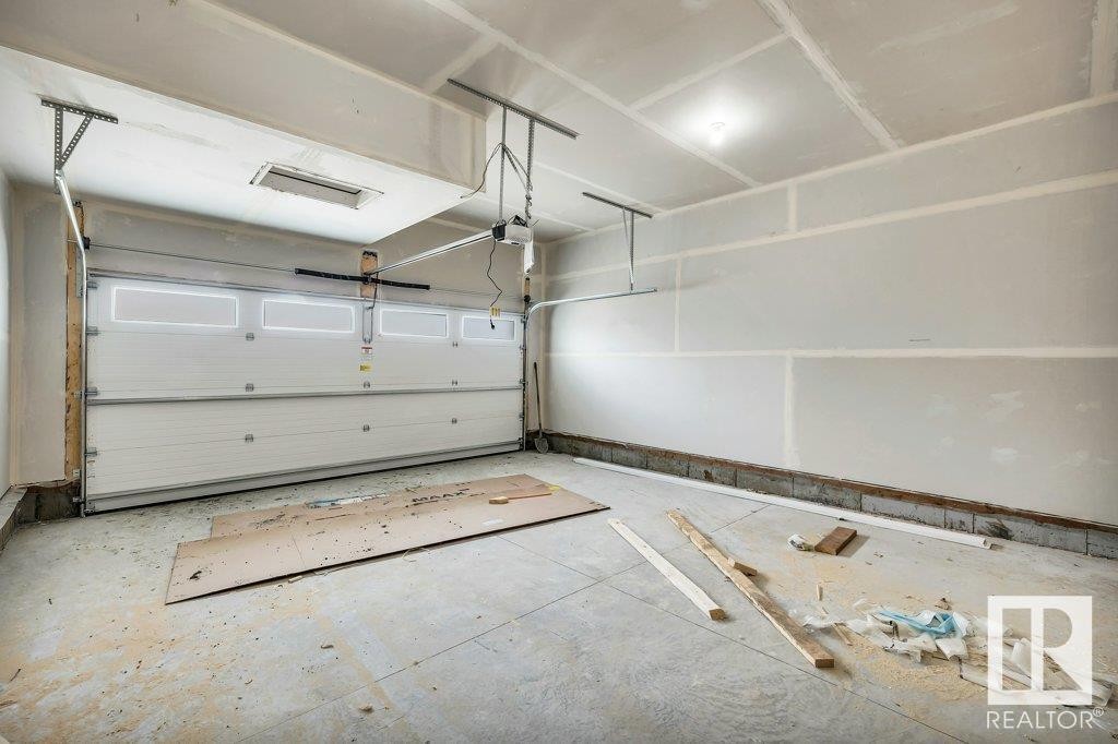 












80 HEMINGWAY CR

,
Spruce Grove,




Alberta
T7X2L6

