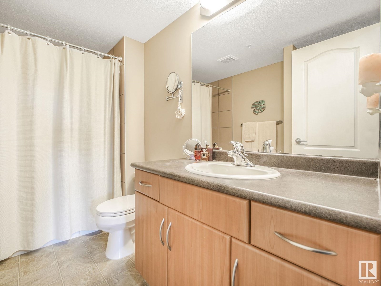 












#119 278 SUDER GREENS DR NW

,
Edmonton,




Alberta
T5T6V6

