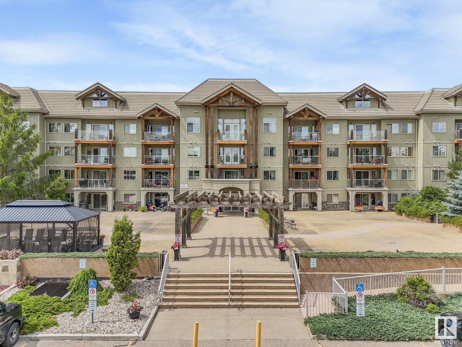 












#119 278 SUDER GREENS DR NW

,
Edmonton,




Alberta
T5T6V6

