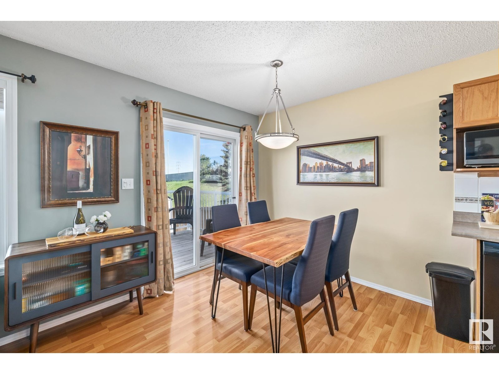 












#91 4350 23 ST NW

,
Edmonton,




Alberta
T6T1X8

