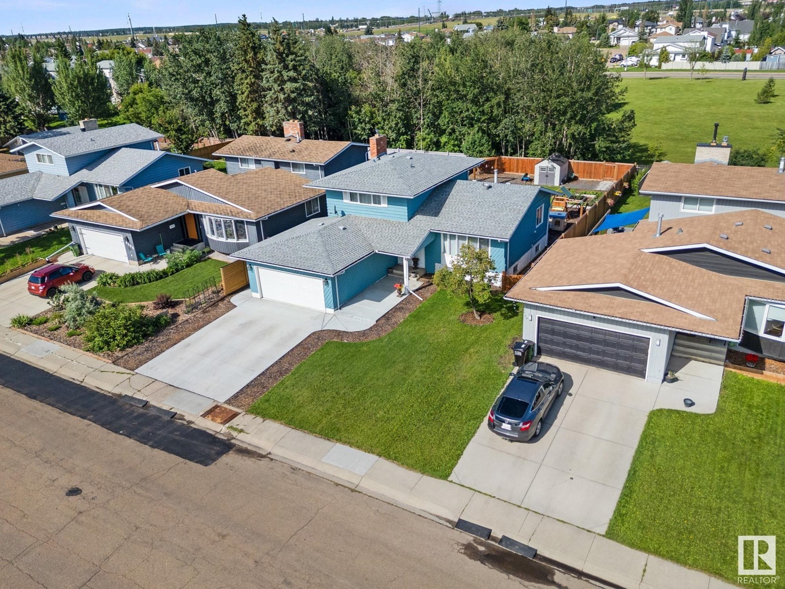 












9012 187 ST NW

,
Edmonton,




Alberta
T5T1S2

