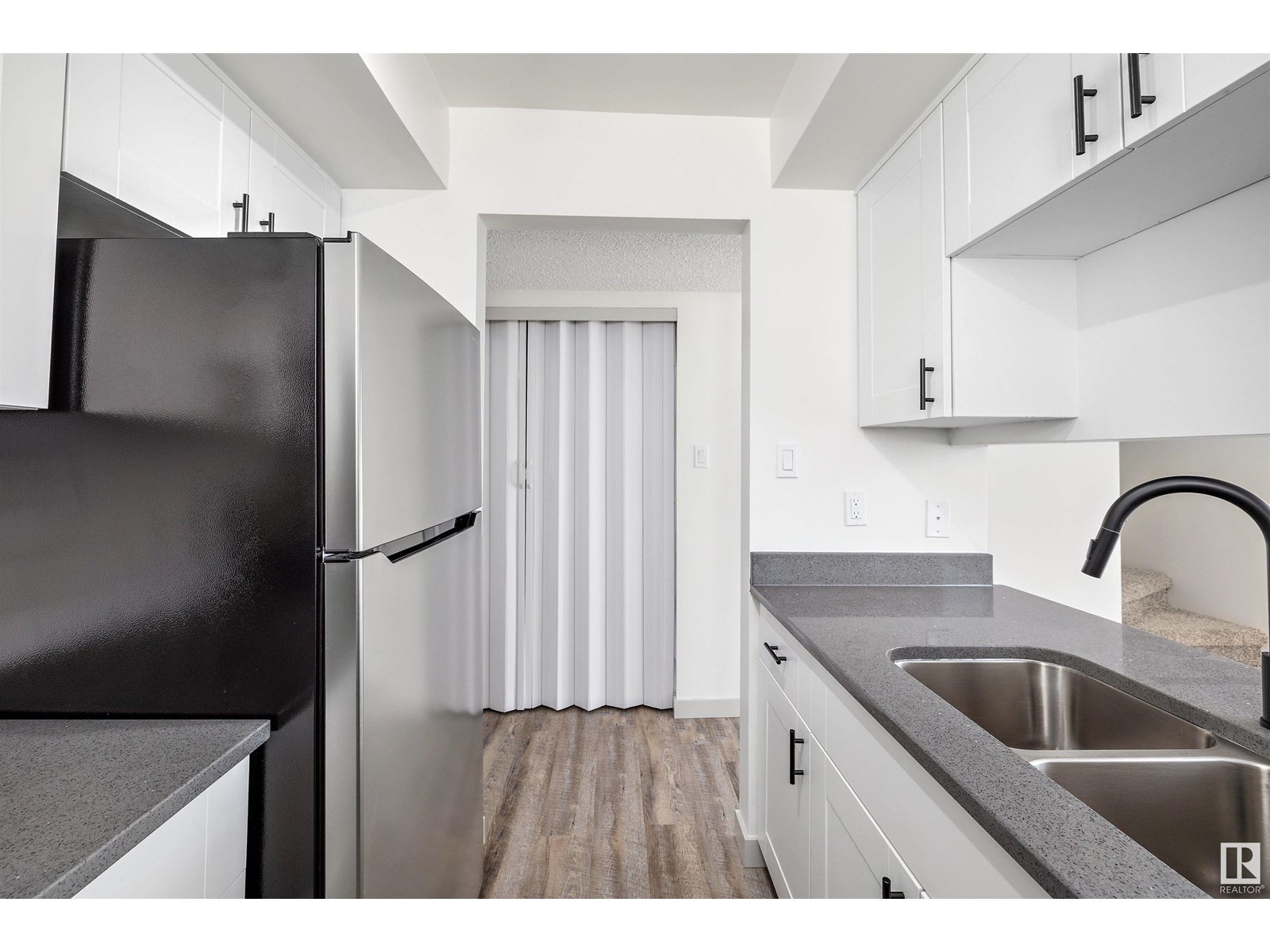 












189 LANCASTER TC NW

,
Edmonton,




Alberta
T5X5T2

