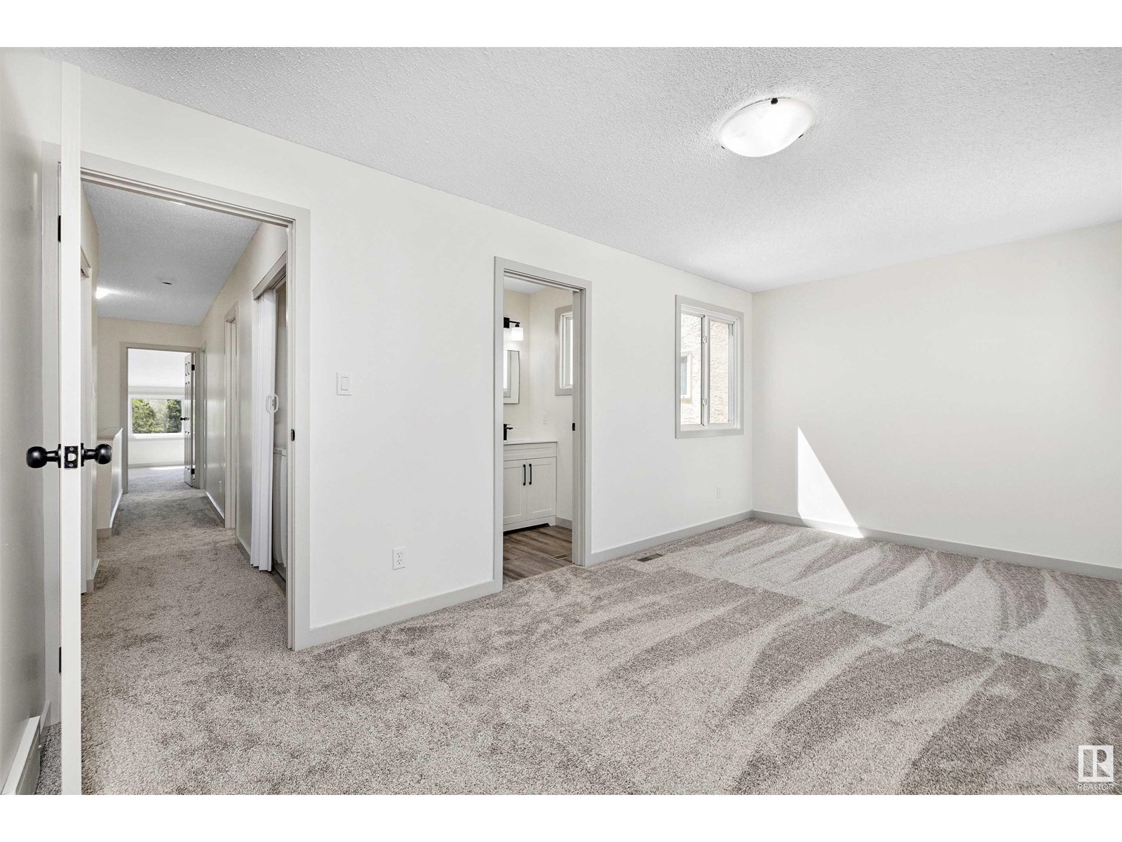 












189 LANCASTER TC NW

,
Edmonton,




Alberta
T5X5T2

