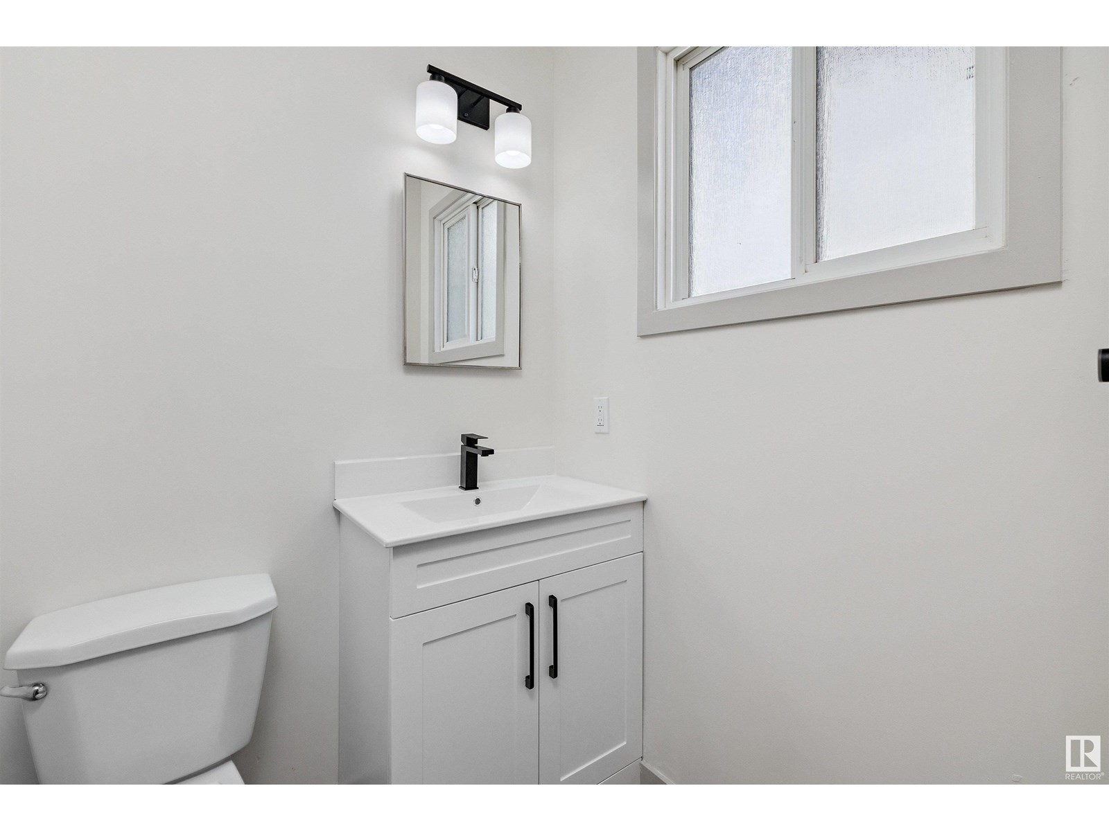 












189 LANCASTER TC NW

,
Edmonton,




Alberta
T5X5T2

