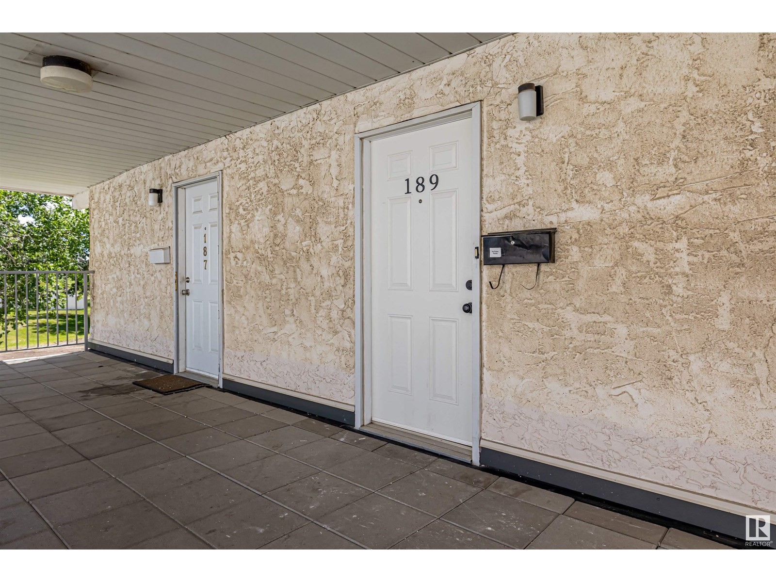 












189 LANCASTER TC NW

,
Edmonton,




Alberta
T5X5T2

