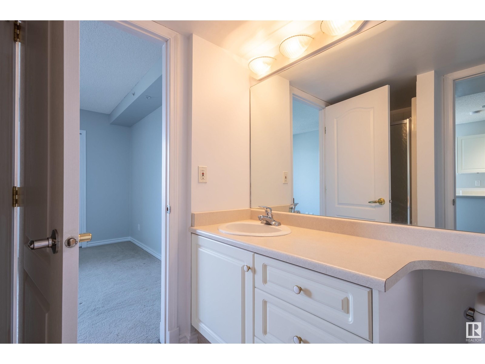 












#1101 10649 SASKATCHEWAN DR NW

,
Edmonton,




Alberta
T6E6S8

