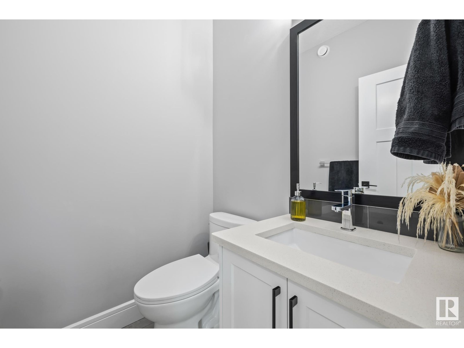 












318 WEST HAVEN DR

,
Leduc,




Alberta
T9E1B6

