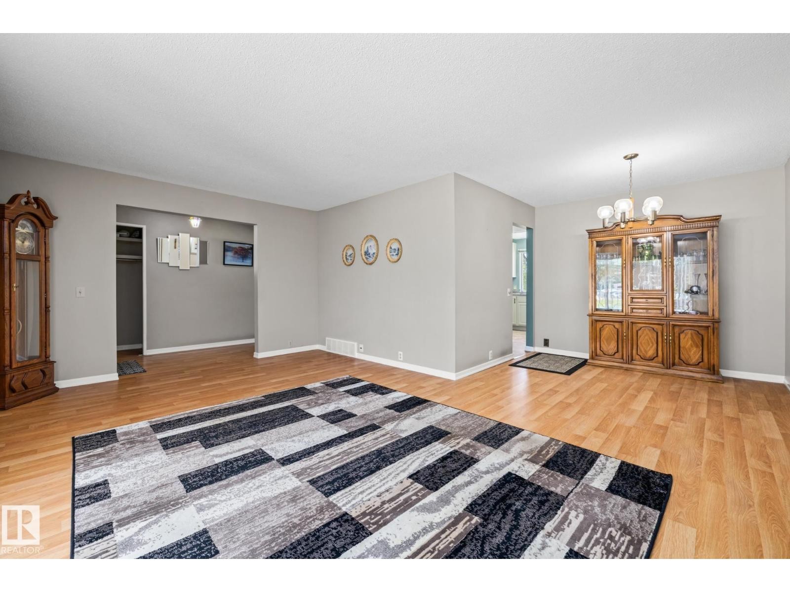 












66 GREER CR

,
St. Albert,




Alberta
T8N1T8


