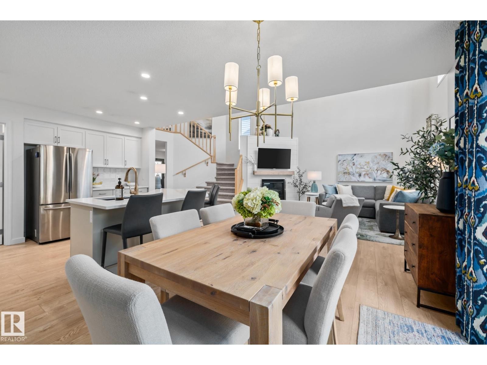 












121 HAYWARD CR NW

,
Edmonton,




Alberta
T6R3G3

