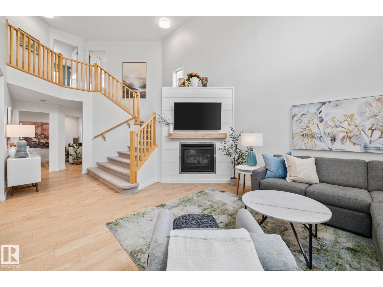 












121 HAYWARD CR NW

,
Edmonton,




Alberta
T6R3G3

